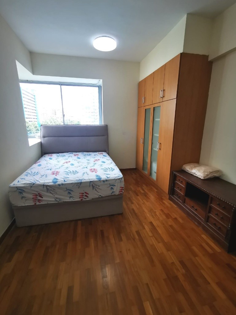Available Dec 01/Master Room/Near Toa Payoh, Novena MRT/No Owner Staying/Fully Furnished with Bed/Wardrobe/WIFI/Air-con - Toa Payoh - Bedroom - Homates Singapore