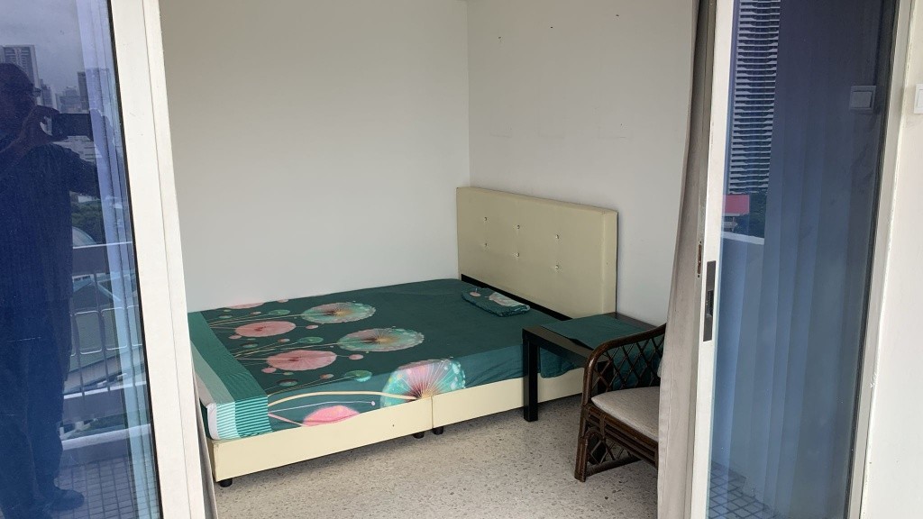 Available﻿ Immediately - Common Room/Include Utilities/Wifi/Aircon/No Agent Fee/Light Cooking Allowed/Washing Machine - Toa Payoh - Bedroom - Homates Singapore
