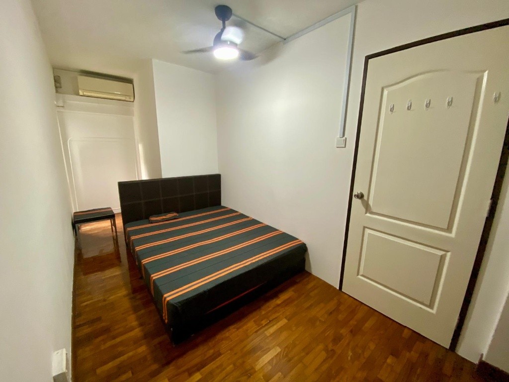 ROOM FOR RENT AT/ 10Q BRADDELL VIEW / COMMON ROOM/ 1PAX STAY/ Available Jan 10 - Toa Payoh - Bedroom - Homates Singapore