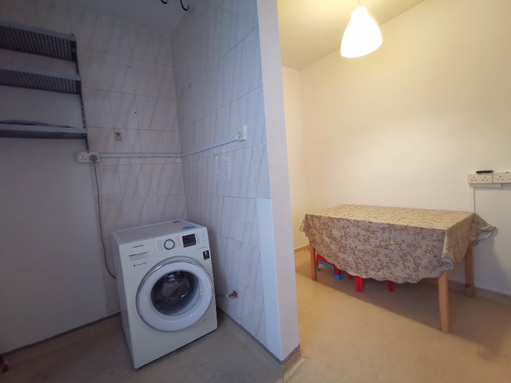 ROOM FOR RENT AT/ 10Q BRADDELL VIEW / COMMON ROOM/ 1PAX STAY/ Available Jan 10 - Toa Payoh - Bedroom - Homates Singapore