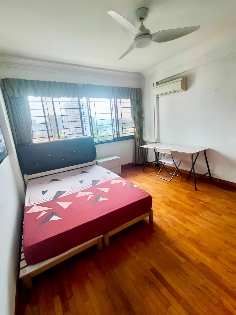 Toa Payoh room for rent/Caldecott, Braddell MRT/Common Room/1-2 pax/Available Dec 14 - Toa Payoh 大巴窑 - 整个住家 - Homates 新加坡