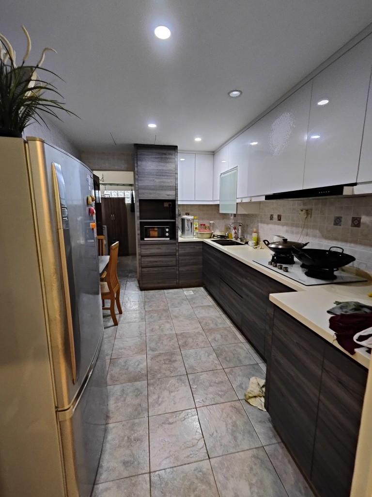 Room for rent / Kembangan MRT | Eunos mrt / Common room / 1-2 pax stay/ Available 15 Jan - Eunos - Flat - Homates Singapore