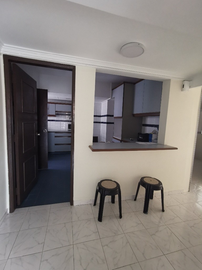 Available﻿ Immediately - Common Room/Include Utilities/Wifi/Aircon/No Agent Fee/Light Cooking Allowed/Washing Machine - Toa Payoh 大巴窯 - 整個住家 - Homates 新加坡