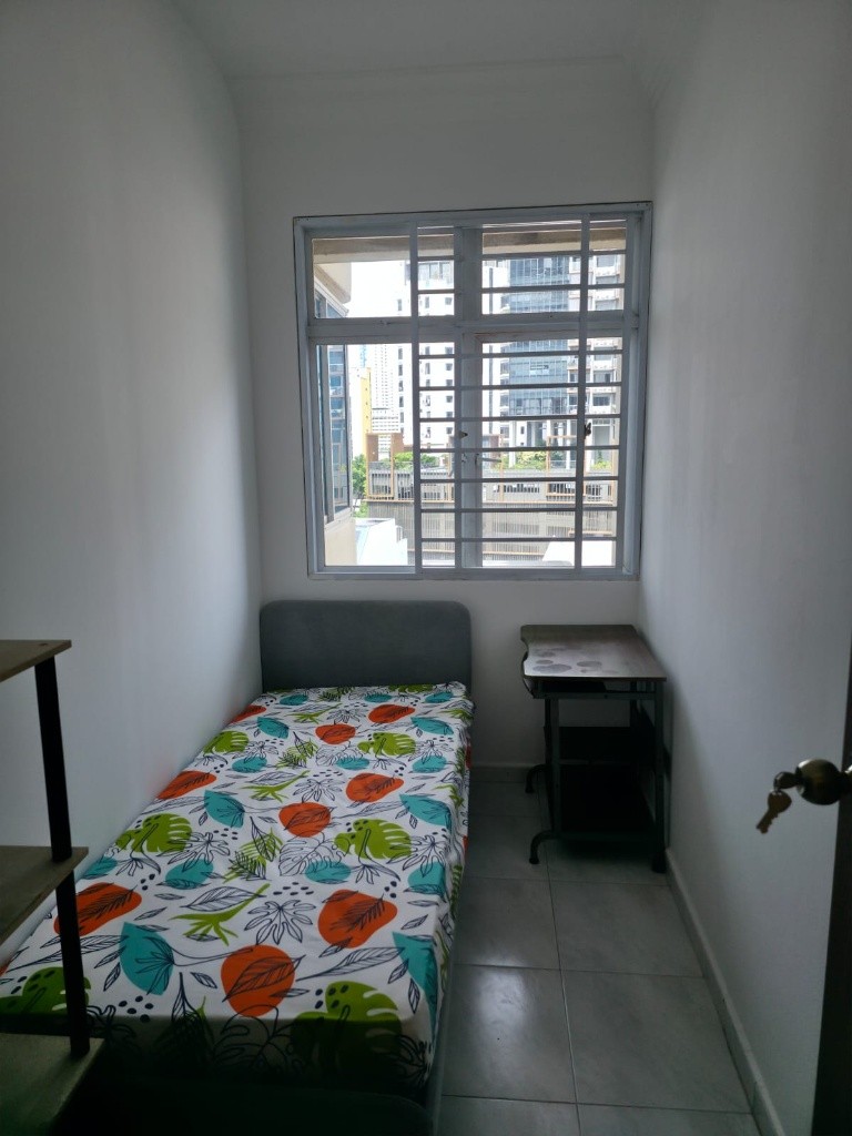 Room for rent/Toa Payoh, Boon Keng, Novena MRT/1 pax stay/Include Utilities/Available IMMEDIATELY - Novena - Flat - Homates Singapore