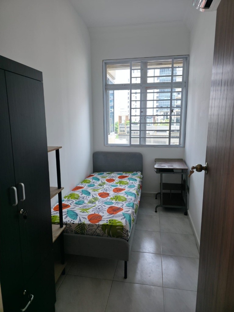 Room for rent/Toa Payoh, Boon Keng, Novena MRT/1 pax stay/Include Utilities/Available IMMEDIATELY - Novena - Flat - Homates Singapore