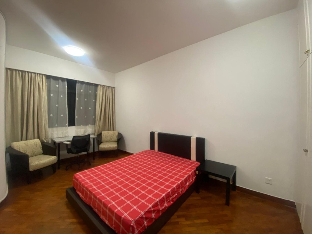 Room for rent/Toa Payoh, Boon Keng, Novena MRT/1 pax stay/Include Utilities/Available IMMEDIATELY - Novena - Bedroom - Homates Singapore