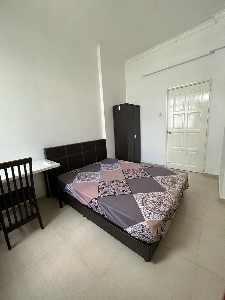 Room for rent/Toa Payoh, Boon Keng, Novena MRT/1 pax stay/Include Utilities/Available IMMEDIATELY - Novena - Flat - Homates Singapore