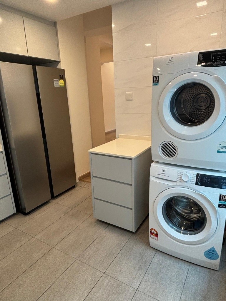 Room for Rent/Balestier, Toa Payoh MRT/ For 1-3 pax/ Available Immediately - Serangoon - Flat - Homates Singapore