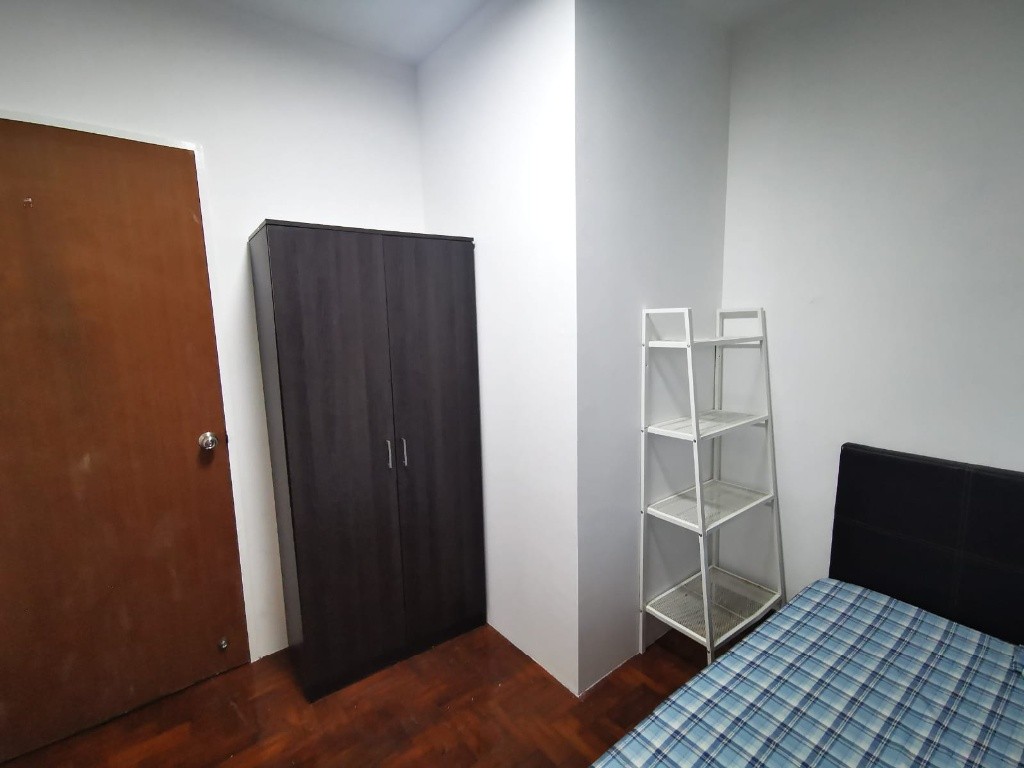 Room for rent / BRADDELL, MARYMOUNT, CALDECOTT MRT / Common room / 1pax stay / Available May 16 - Braddell - Flat - Homates Singapore