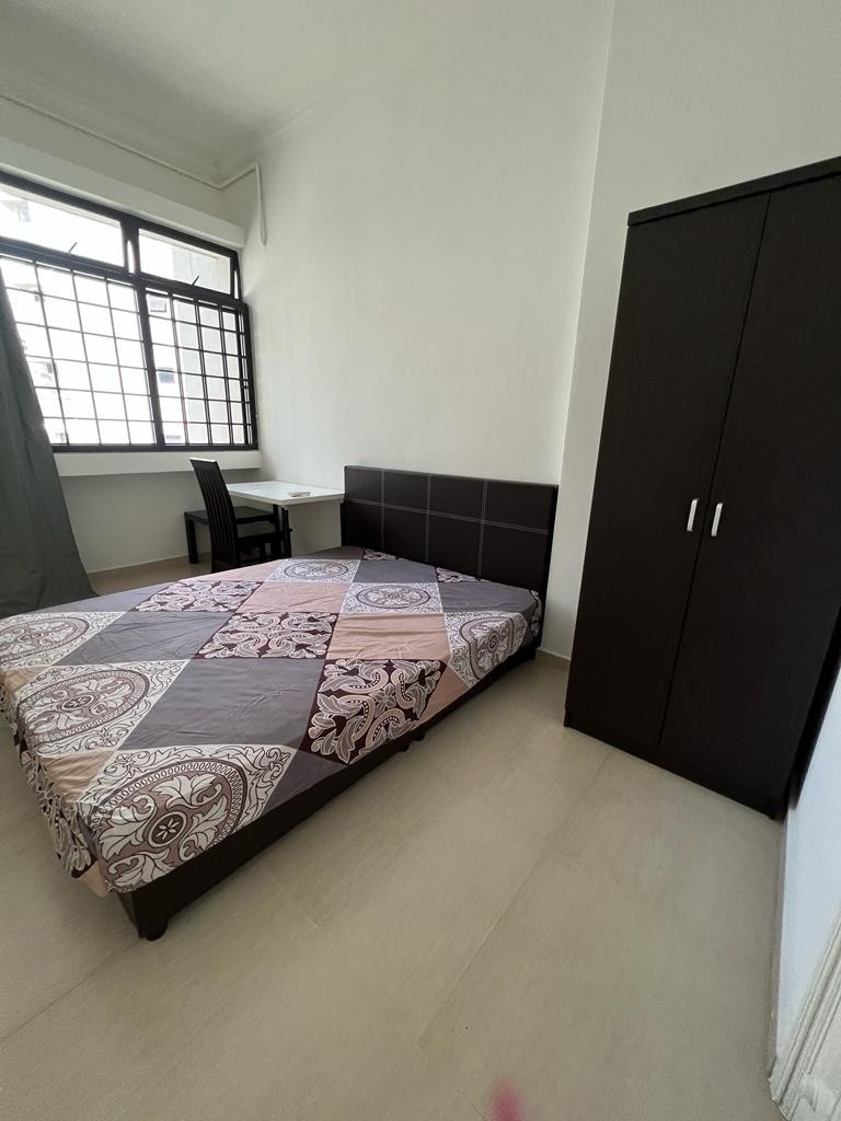 Available﻿ June 2 - Common Room/Include Utilities/Wifi/Aircon/No Agent Fee/Light Cooking Allowed/Washing Machine - Toa Payoh 大巴窯 - 分租房間 - Homates 新加坡