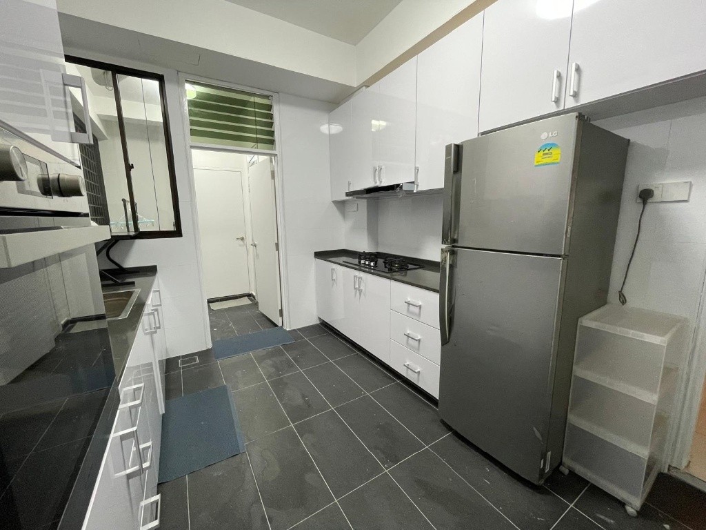 Available﻿ Immediate- Common Room/Include Utilities/Wifi/Aircon/No Agent Fee/Light Cooking Allowed/Washing Machine - Toa Payoh 大巴窯 - 分租房間 - Homates 新加坡