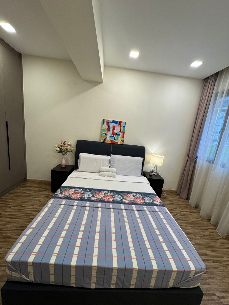 Available﻿ Immediately - Master Room/Include Utilities/W ifi/Aircon/No Agent Fee/Light Cooking Allowed/Washing Machine - Toa Payoh - Flat - Homates Singapore