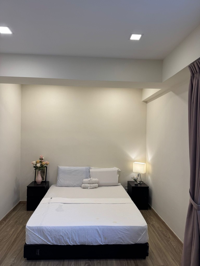 Available﻿ Immediately - Master Room/Include Utilities/W ifi/Aircon/No Agent Fee/Light Cooking Allowed/Washing Machine - Toa Payoh - Bedroom - Homates Singapore