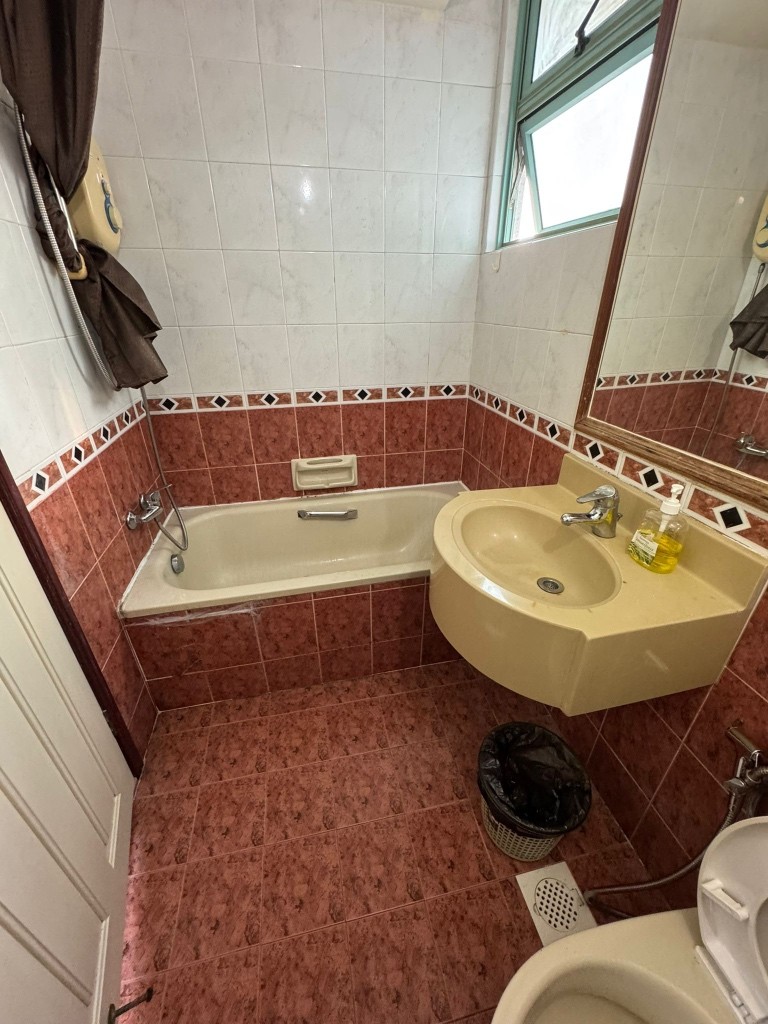 Available﻿ Immediately - Master Room/Include Utilities/Wifi/Aircon/No Agent Fee/Light Cooking Allowed/Washing Machine - Toa Payoh 大巴窯 - 分租房間 - Homates 新加坡