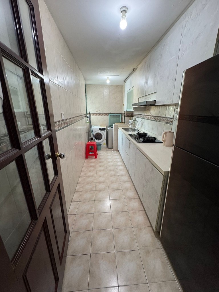 Available﻿ Immediately - Common Room/Include Utilities/Wifi/Aircon/No Agent Fee/Light Cooking Allowed/Washing Machine - Toa Payoh 大巴窯 - 整個住家 - Homates 新加坡