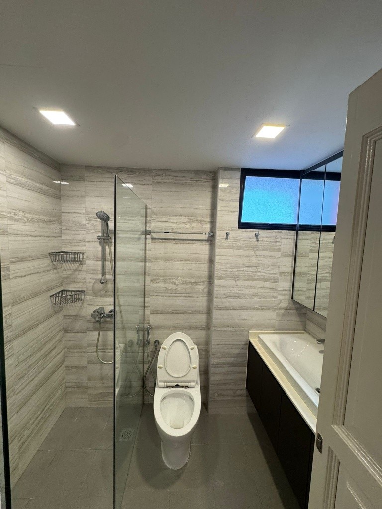 Room for rent / Toa Payoh, Novena / Common room / 2 pax stay / Available August 1 - Novena - Bedroom - Homates Singapore