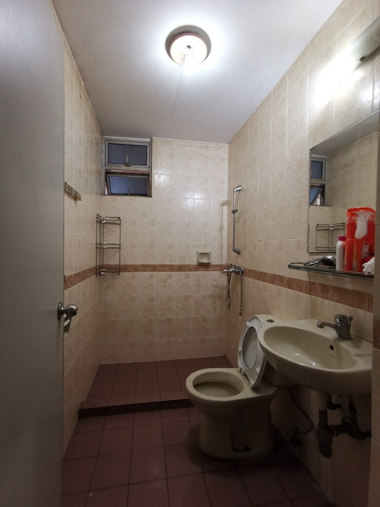 Room For Rent/ Toa Payoh, Novena/ Common Room/ 1 pax stay/ Available Immediately - Boon Keng 文慶 - 整個住家 - Homates 新加坡