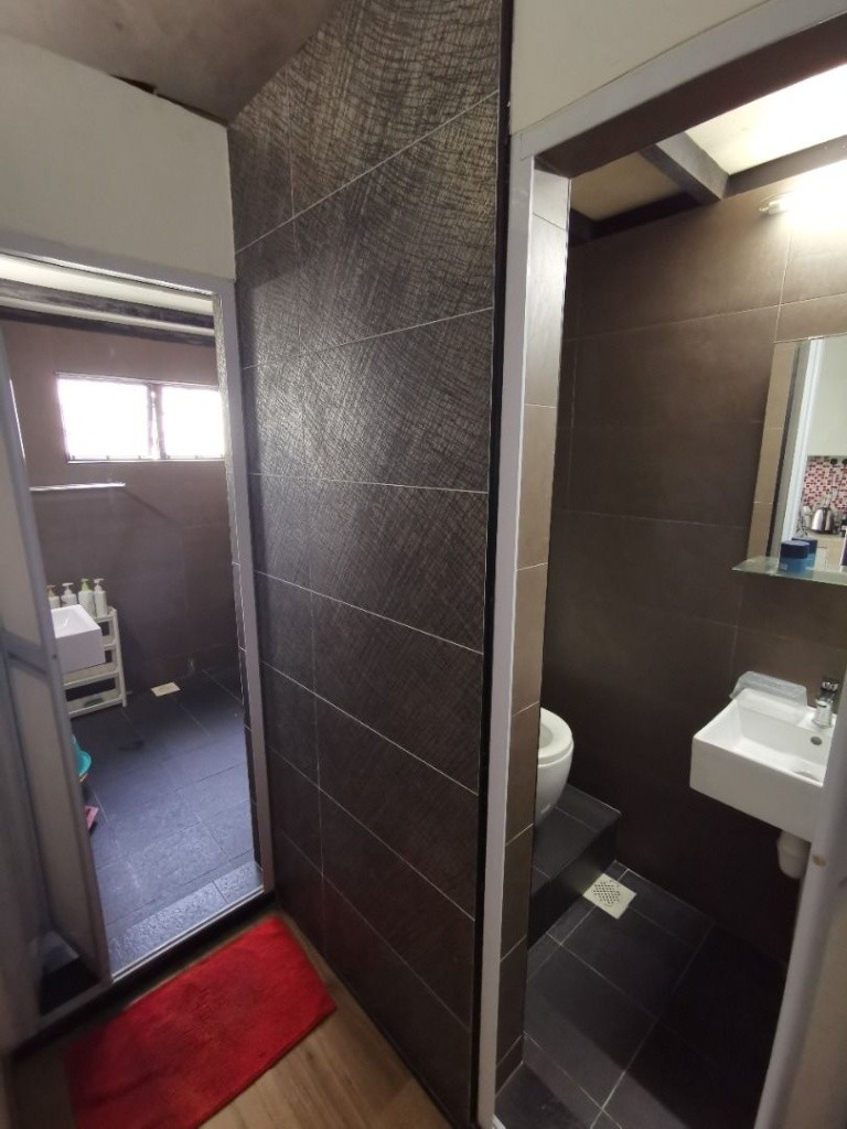 Room For Rent/ EAST GROVE / Common Room/ 1-2 pax stay/ Available JUNE 30 - Marine Parade 馬林百列 - 分租房間 - Homates 新加坡