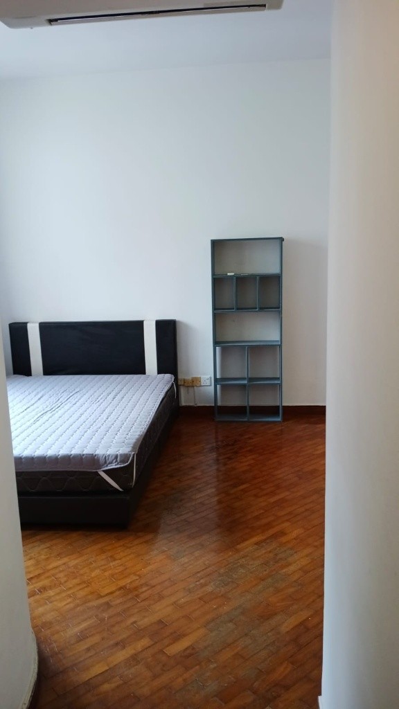 Room for rent / TOA PAYOH, NOVENA MRT / Master room / 1pax stay / Available Immediately - Toa Payoh 大巴窑 - 分租房间 - Homates 新加坡