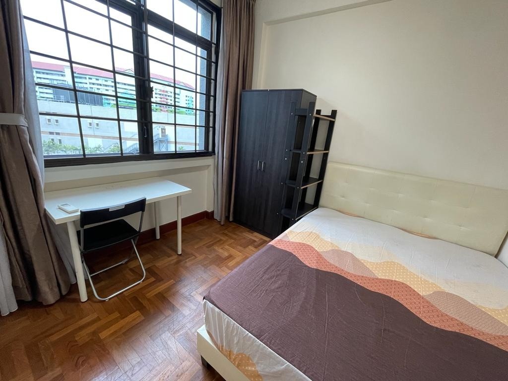 Room For rent/43 JURONG EAST AVENUE 1, PARC OASIS BLK HIBISCUS 60977 Road/commen /for 1pax/2pax Available Immediate  - Toa Payoh 大巴窯 - 整個住家 - Homates 新加坡