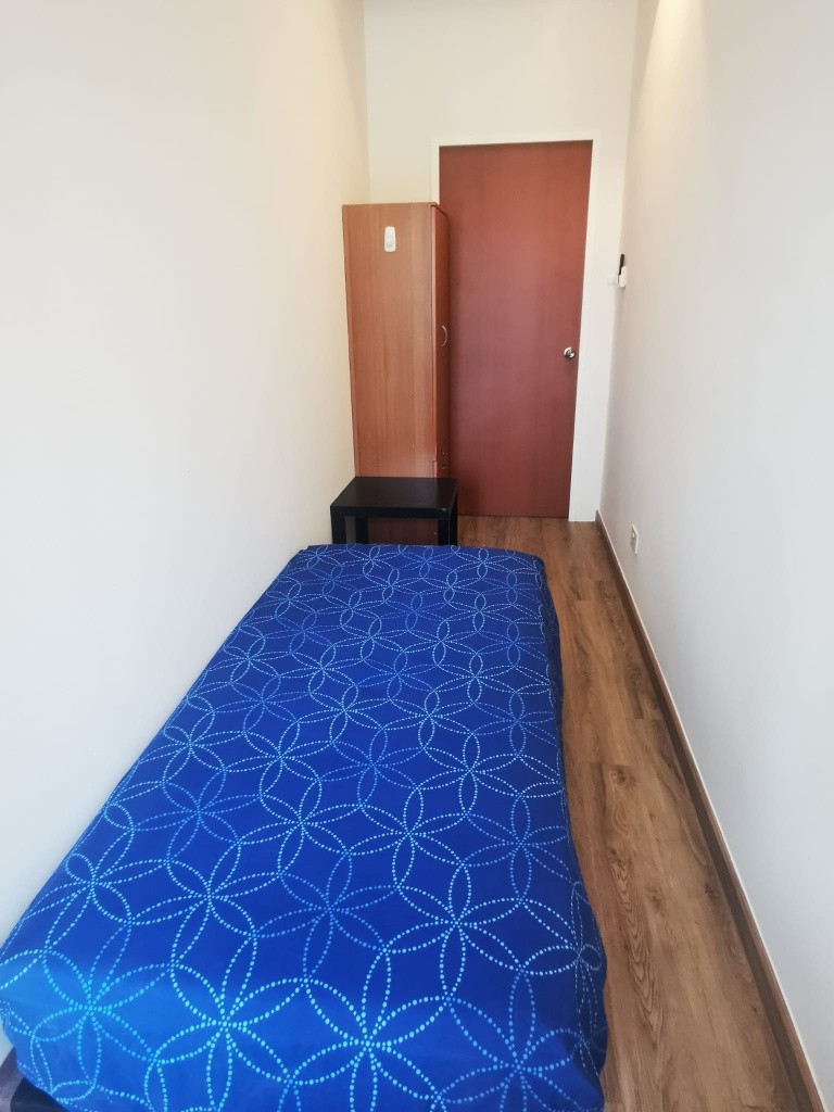 "Room for rent / BALESTIER / NOVENA / TOA PAYOH MRT / Common room / 1pax stay / Available October 6"		 - Toa Payoh 大巴窑 - 分租房间 - Homates 新加坡
