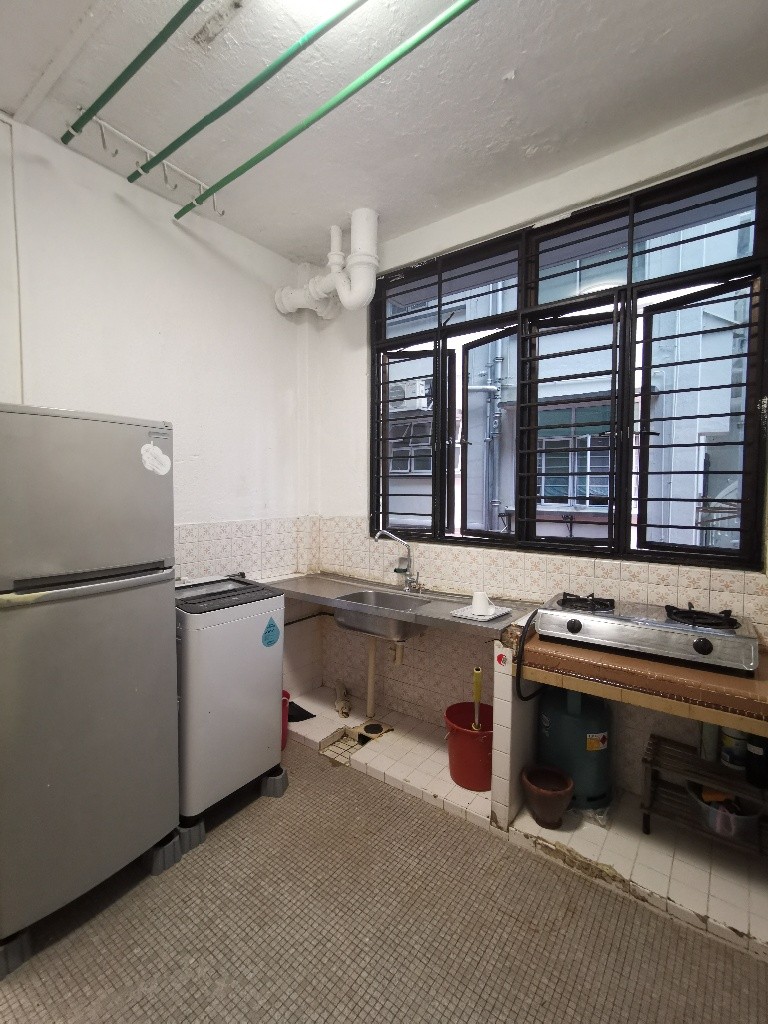 Room for rent / TIONG BAHRU / Common room / 1, 2 pax stay / Available 20 Sept - Tiong Bahru - Bedroom - Homates Singapore