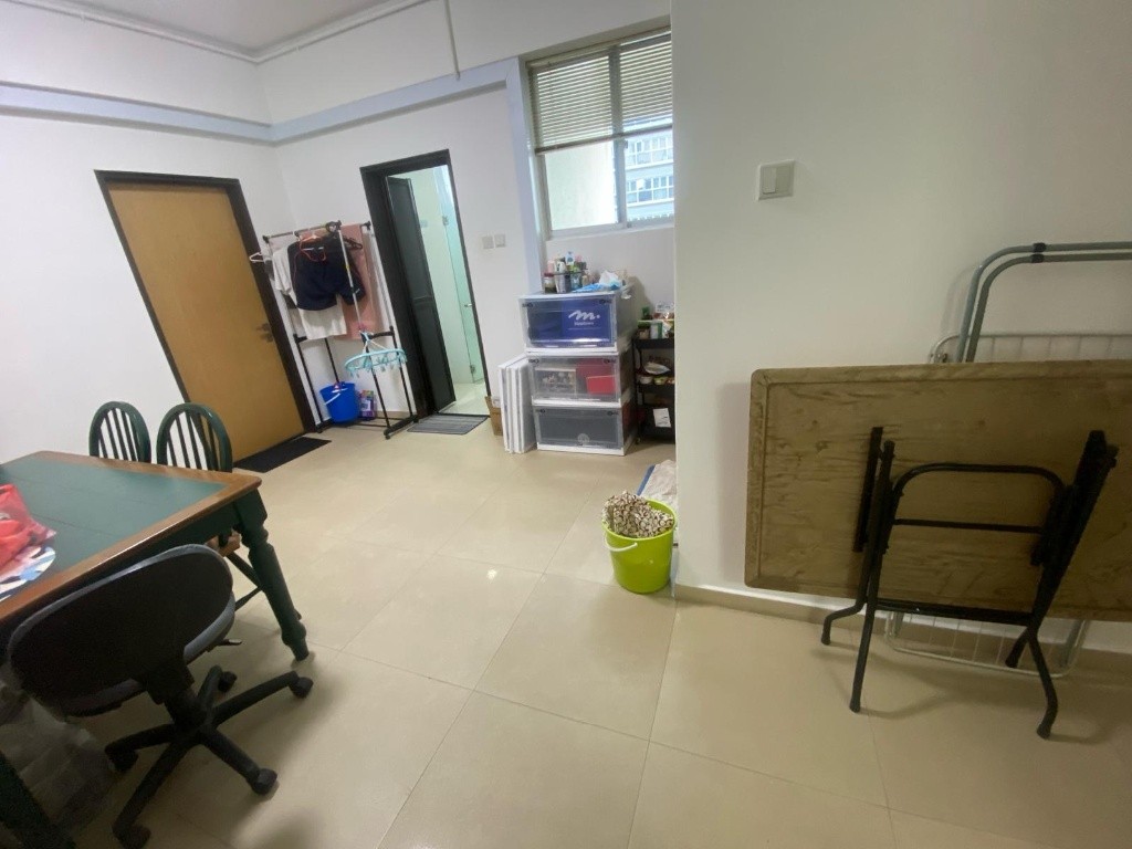 Room for rent / TOA PAYOH / Common room / 1pax stay / Available 7 Oct - Toa Payoh 大巴窯 - 整個住家 - Homates 新加坡