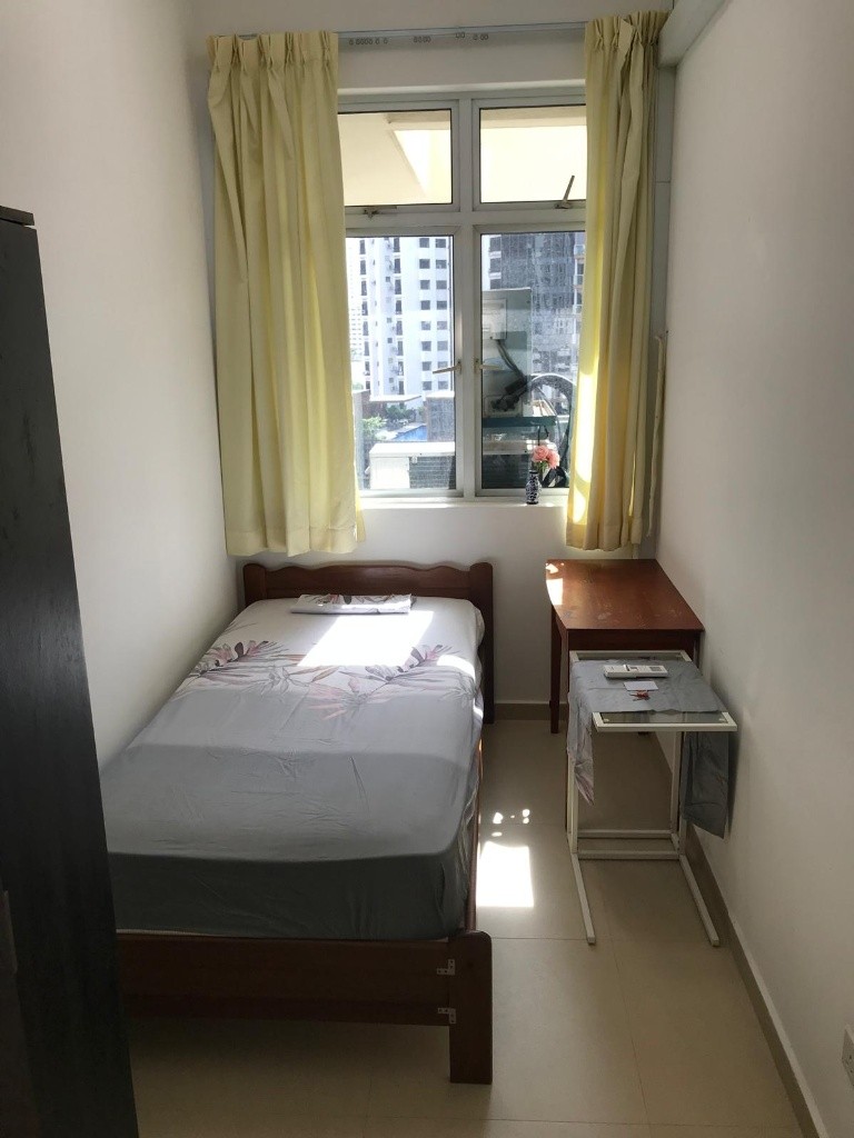 Room for rent / TOA PAYOH / Common room / 1pax stay / Available 7 Oct - Toa Payoh 大巴窯 - 整個住家 - Homates 新加坡