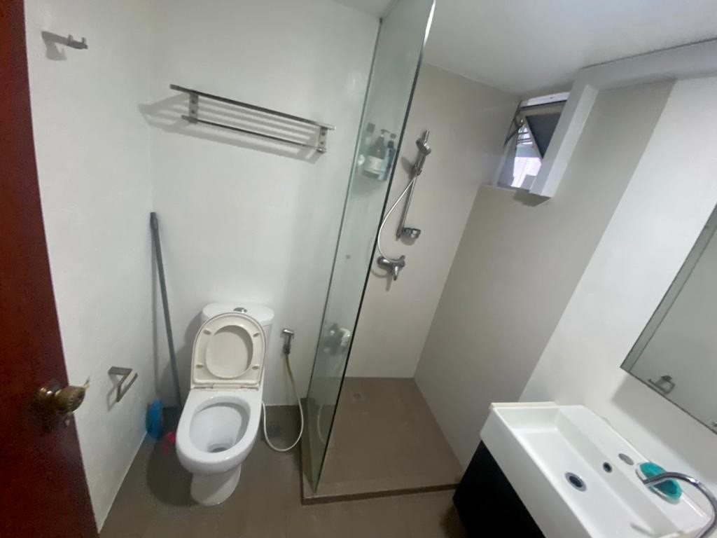 Room for rent / GREAT WORLD / Common room / 1pax stay / Available 17 Dec - Dhoby Ghaut - Bedroom - Homates Singapore