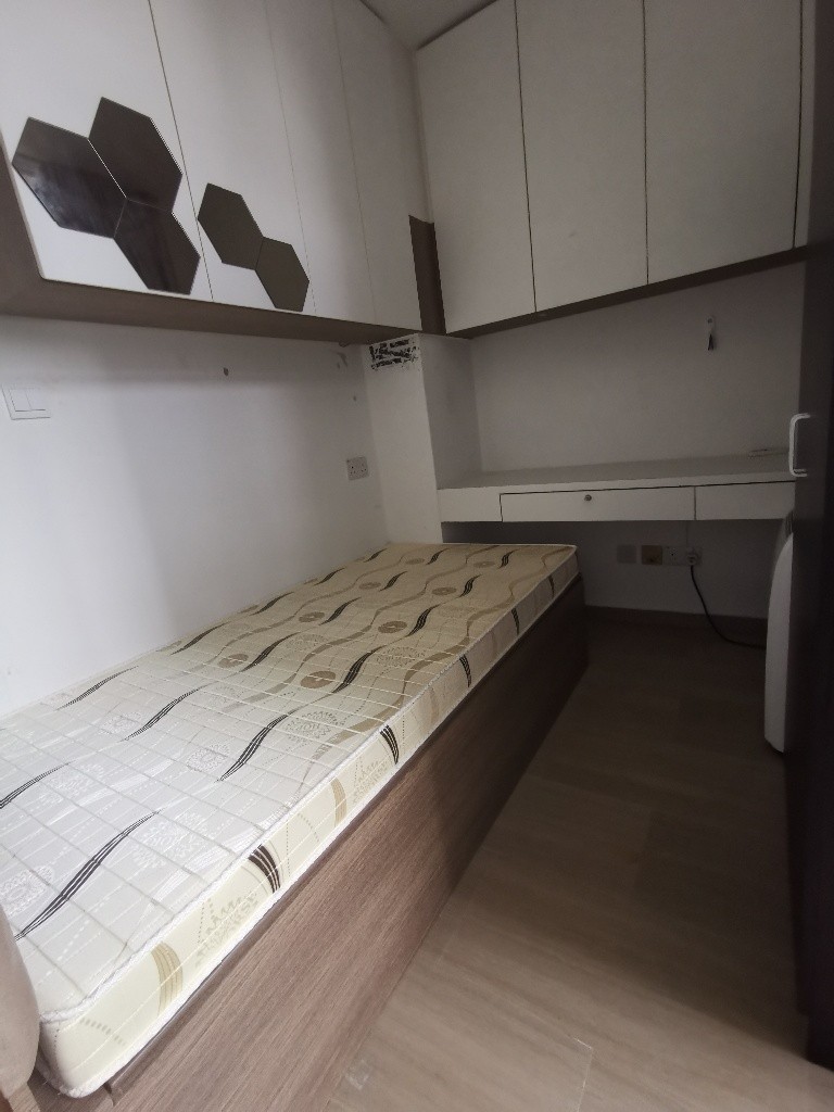 Room for rent / GREAT WORLD / Common room / 1pax stay / Available 17 Dec - Dhoby Ghaut - Bedroom - Homates Singapore