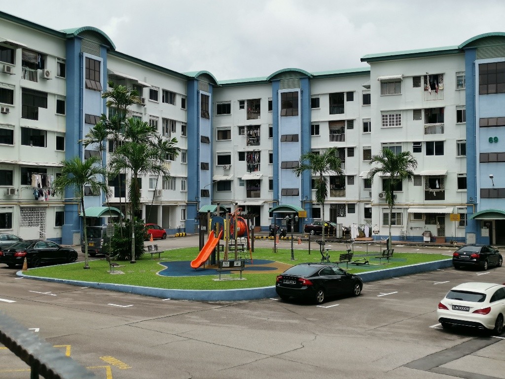 Room for rent / SOMERSET / Classic Queen Room / 1 - 2 pax stay / Available Immediately - Somerset - Bedroom - Homates Singapore