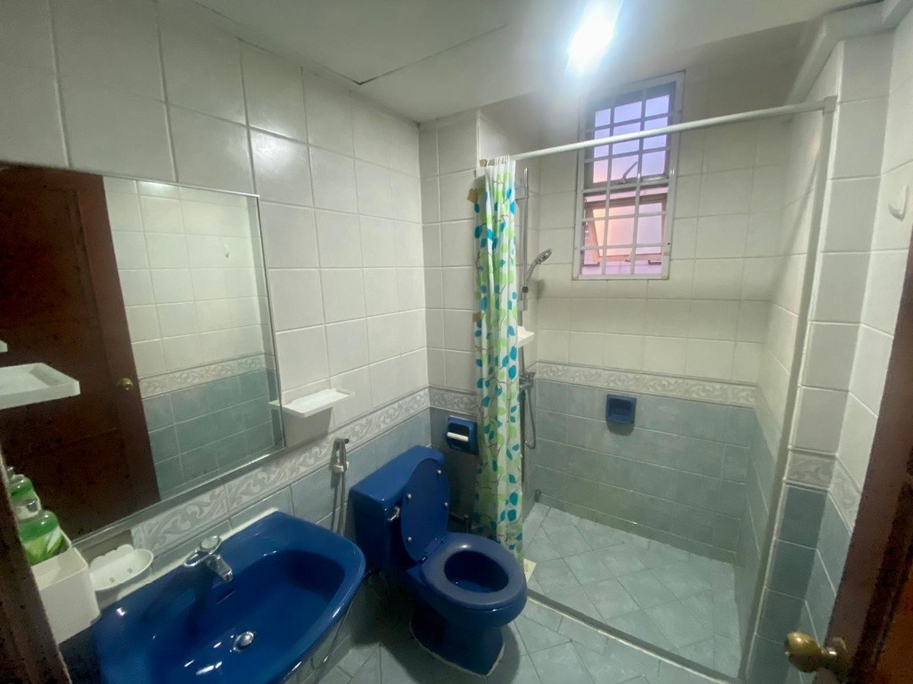 Room for rent / Orchard, Stevens / Common room / 1-2-3pax stay / Available 2 November - Orchard 乌节路 - 分租房间 - Homates 新加坡