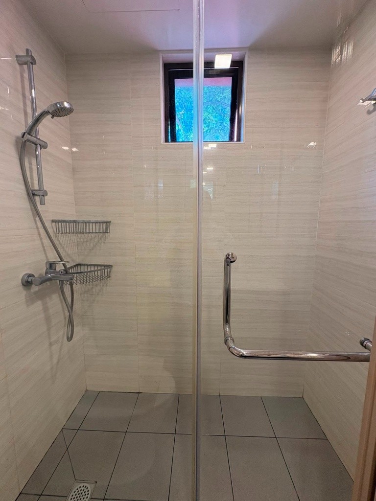 Room for rent / Balestier / Master room / 1-2 pax stay / Available 4 November - Toa Payoh 大巴窯 - 整個住家 - Homates 新加坡