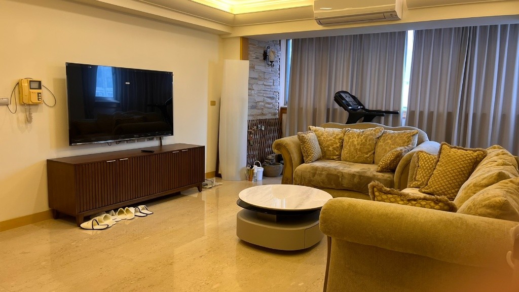 Spacious 3+1 Bedroom Residence | Songshan District | Taipei Arena MRTSpacious 42-Ping Designer Apartment | Near Taipei Arena MRT  - 松山區 - 整個住家 - Homates 台灣