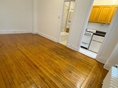 纽约曼哈顿中城出租2750 - 161 East 52nd Street,New York,NY 10022