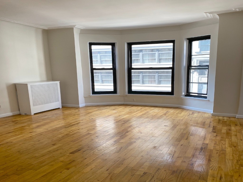 曼哈顿中城近帝国大厦两室一厅出租_$4800/月包水暖 -  - 整套出租 - Homates 美国