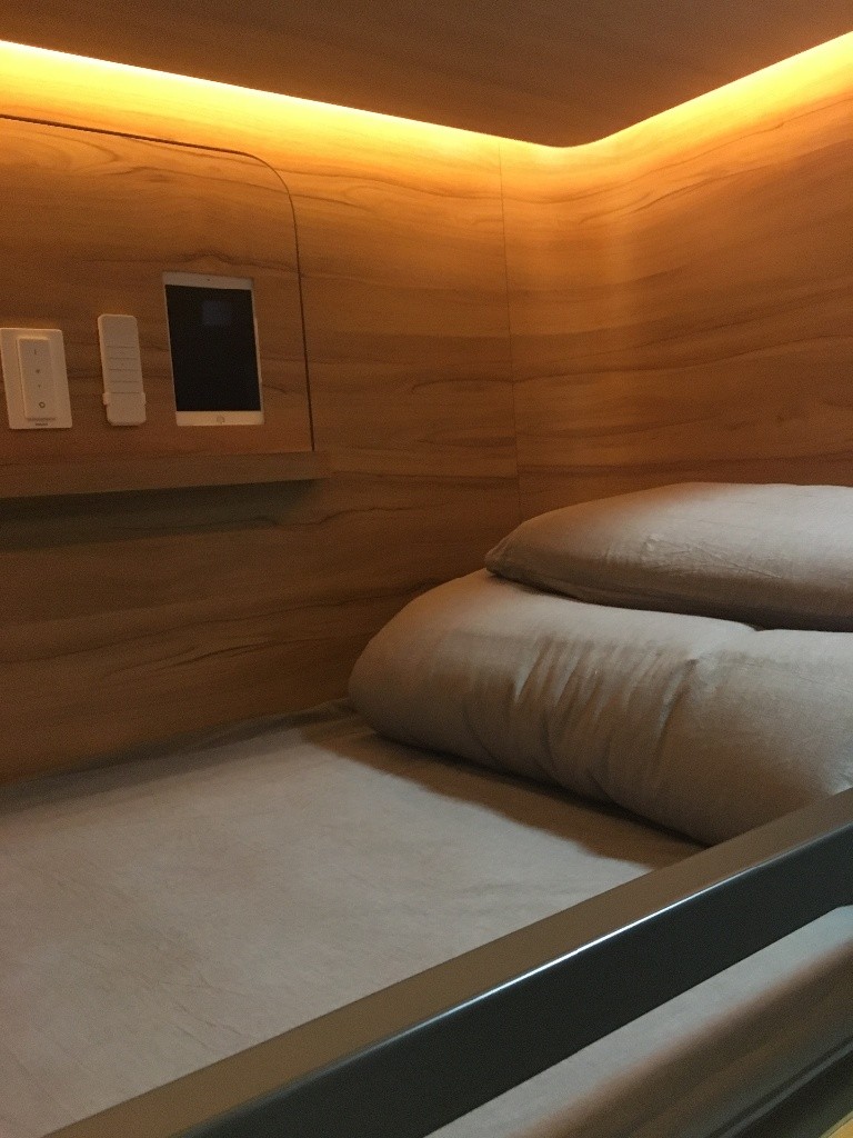 new decor capsule hotel - 佐敦/尖沙咀 - 床位 (合租／分租) - Homates 香港