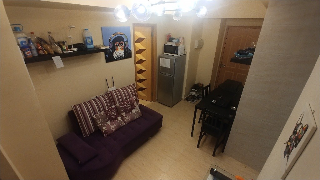 Master Bedroom in Prince Edward Flatshare with balcony and rooftop terrace, 3 mins from PE MTR! - 太子 - 房間 (合租／分租) - Homates 香港