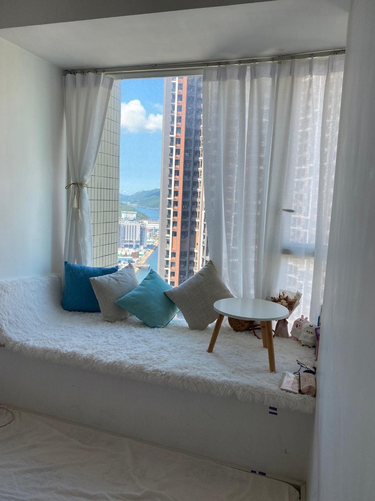 Master bedroom in LOHAS Park (3-room apartment) available from 1st of August - HK$ 6,500/month  - 將軍澳 - 房間 (合租／分租) - Homates 香港