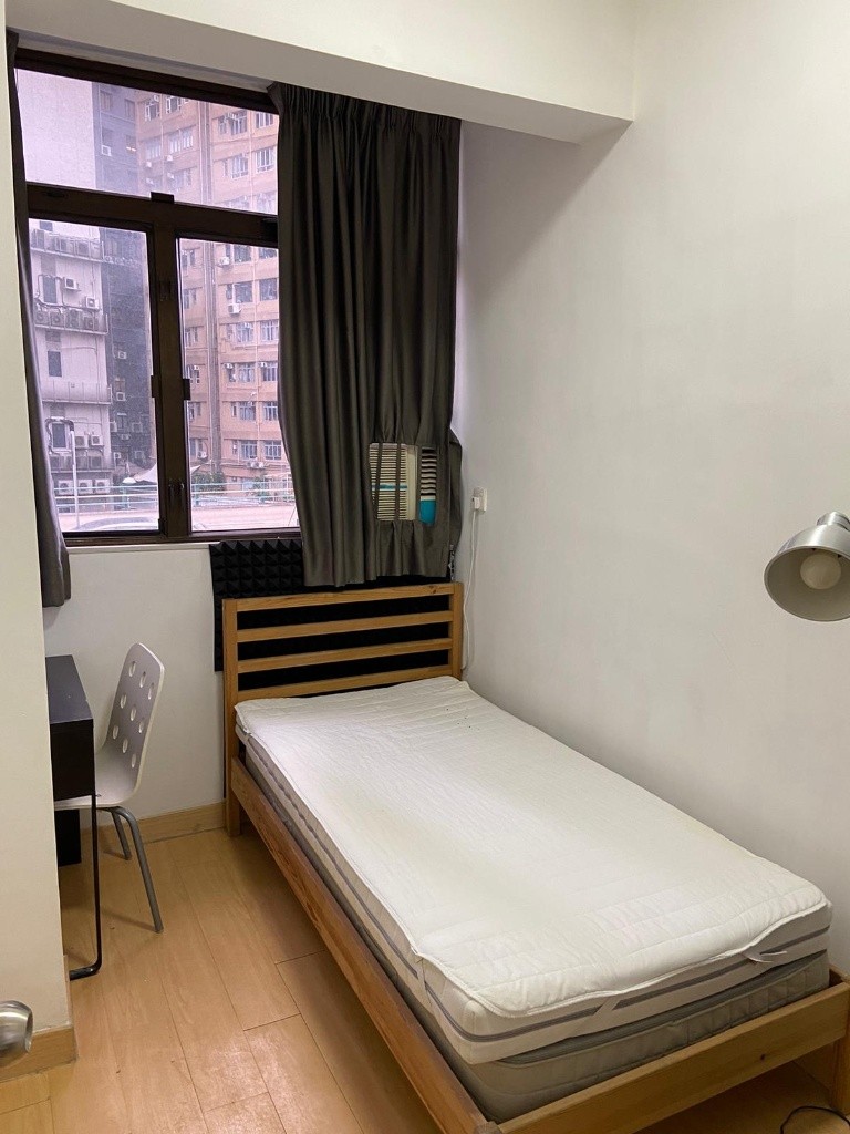 Causeway Bay shared flat with rooftop (near Times square, MTR station) - 銅鑼灣 - 房間 (合租／分租) - Homates 香港