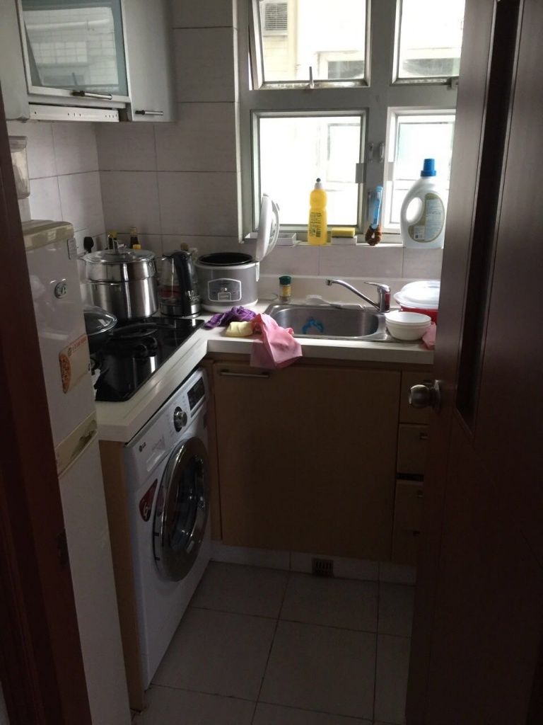 $6500 Paradise Square, single room, big balcony (No.3 Kwong Wa Street, Mongkok) girls only限女生。近旺角东地铁站，百利达广场两室一厅有阳台-大房。（有家具）可拎包即刻起租 - 旺角/油麻地 - 房間 (合租／分租) - Homates 香港