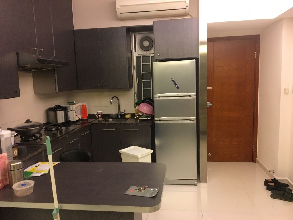 Great location-WANCHAI! Newly renovated flat in The Heart of Wanchai - 中半山/金鐘 - 房間 (合租／分租) - Homates 香港