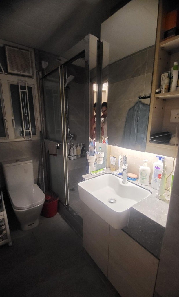 North Point Stylish Room For Rent  | 5 Minutes To MTR | Smokers Welcome - 北角 - 房間 (合租／分租) - Homates 香港