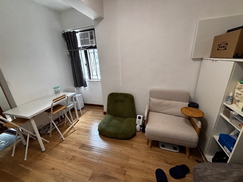 西灣河徵室友，業主盤無agent佣金 - Tai Koo/Sai Wan Ho - Bedroom - Homates Hong Kong