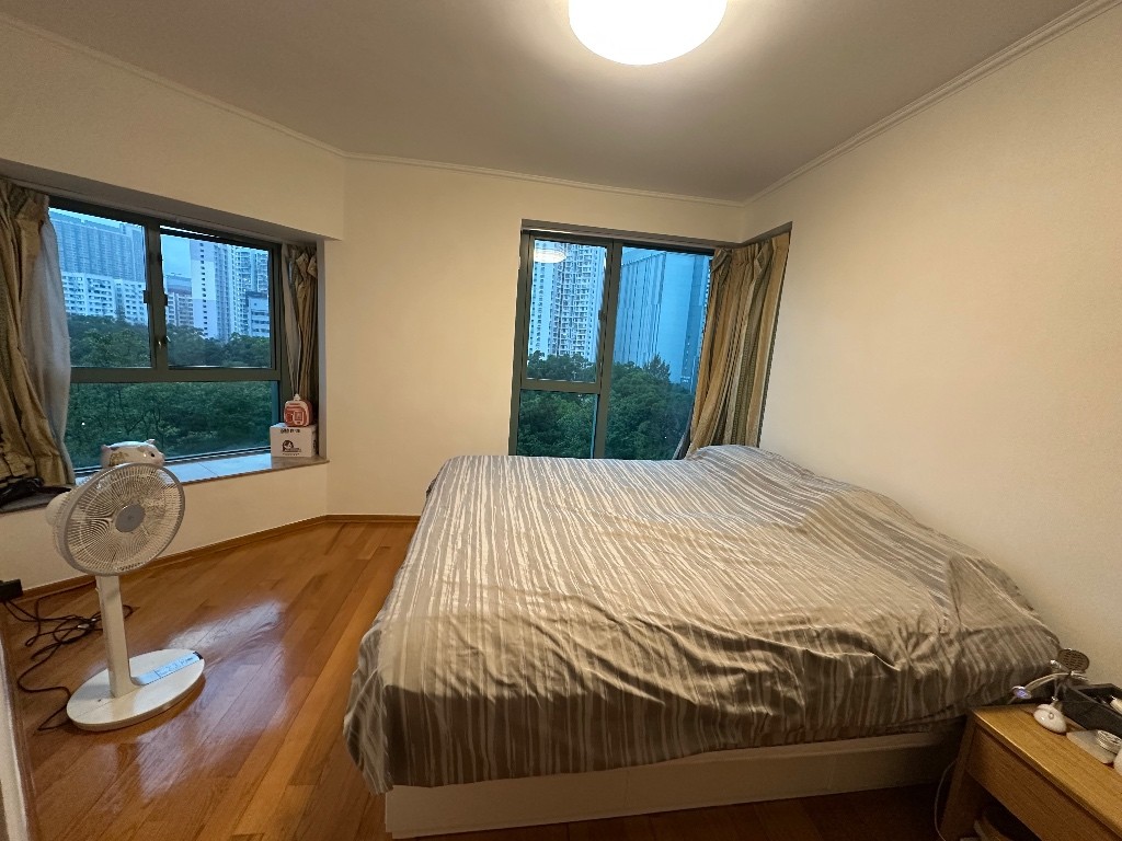 屋內總共四間房 三個洗手間 廚房客廳飯廳共用 - Hung Hom/Wham Poa - Bedroom - Homates Hong Kong
