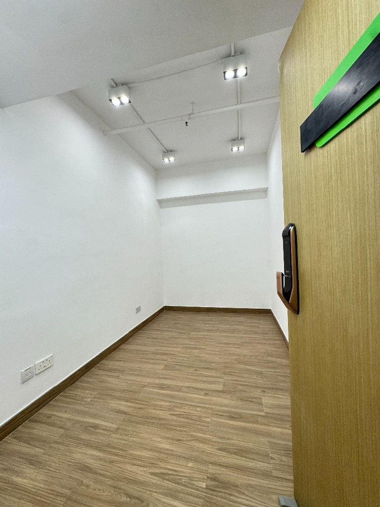 观塘港铁沿线好房，交通便利 - 观塘/秀茂坪 - 工厂大厦 - Homates 香港