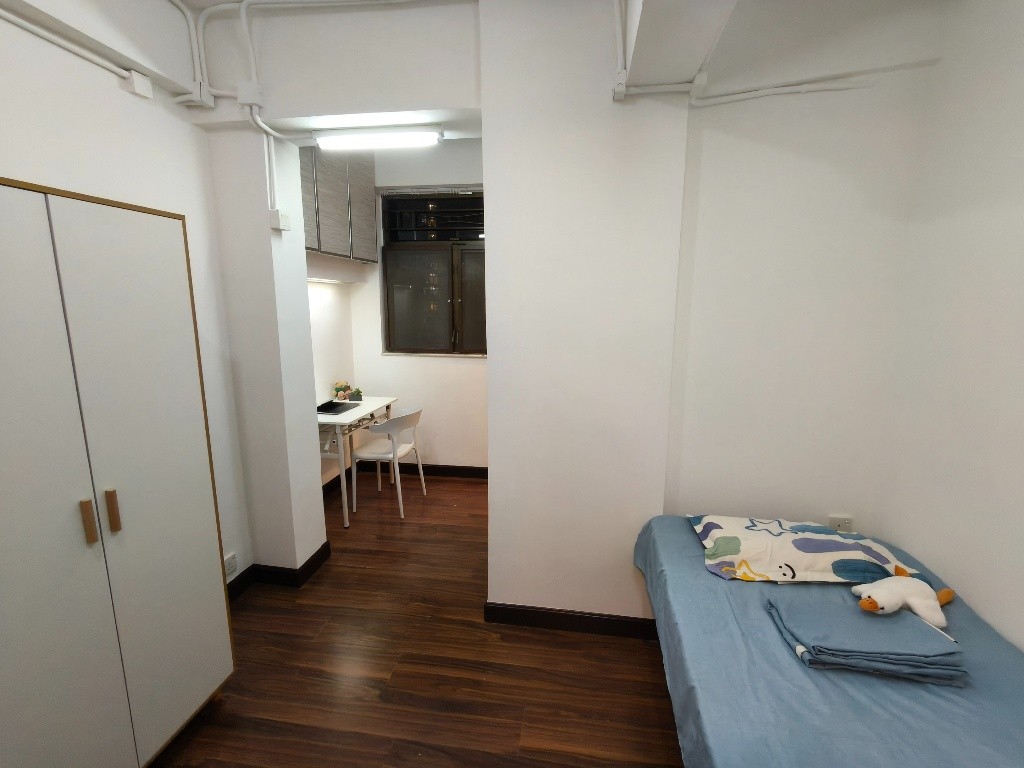 HKU Male students coliving room for rent. （）E004C） - 西半山 - 房間 (合租／分租) - Homates 香港