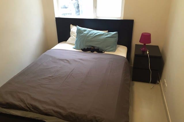 well sized furnished room right in SOHO - 上環/中環 - 房間 (合租／分租) - Homates 香港