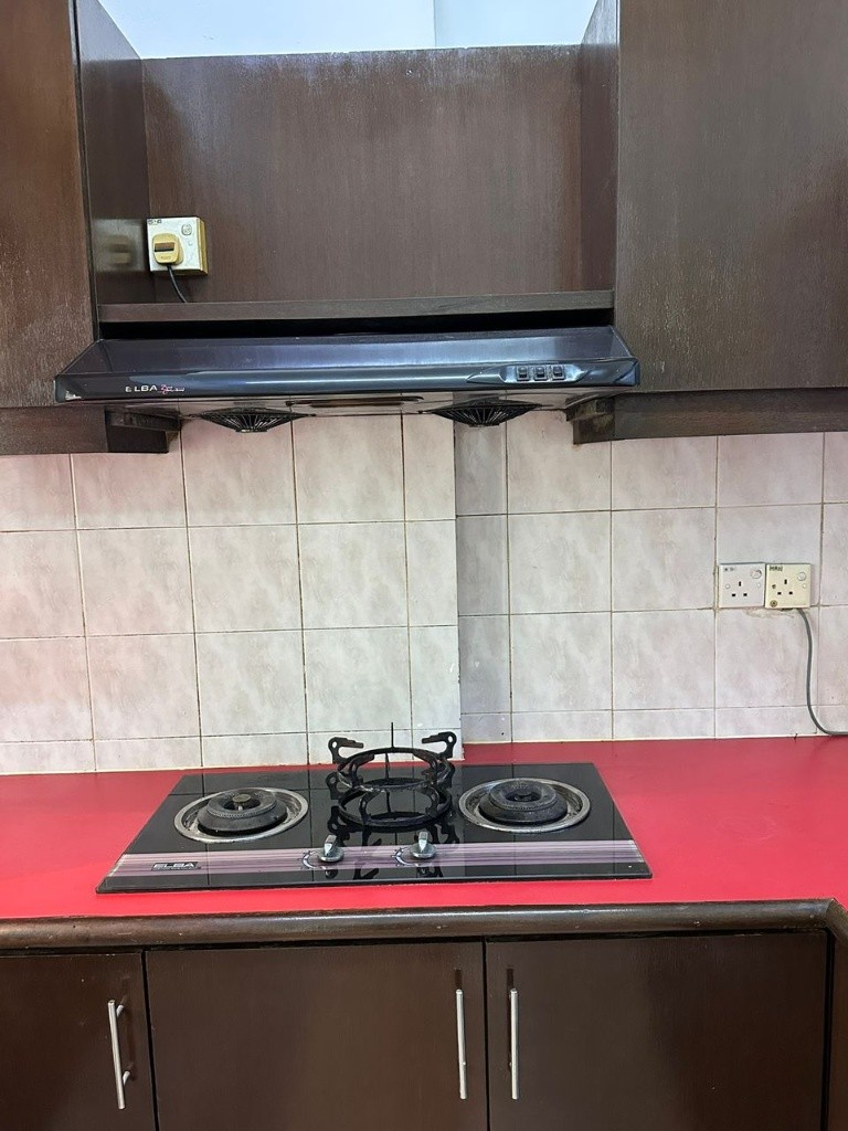 Room to rent Middle Room Bayu Tasik Condominium -  - 房间 (合租／分租) - Homates 马来西亚