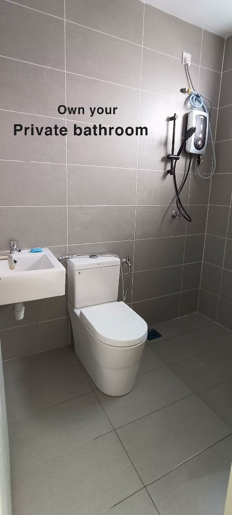 Medium room with private bathroom for rent Sendayan, Seremban -  - 房间 (合租／分租) - Homates 马来西亚